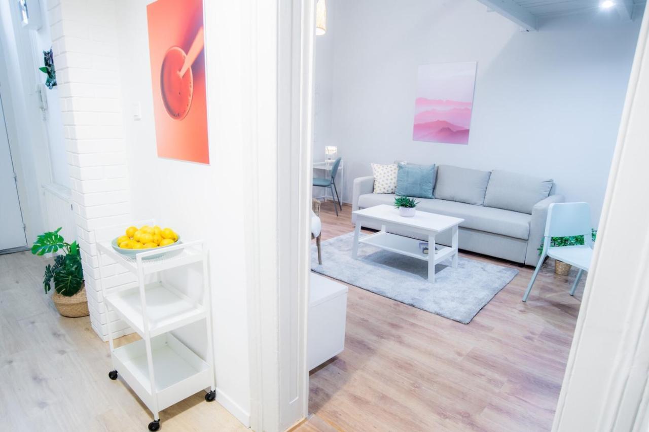 Apartment In Super Location M9