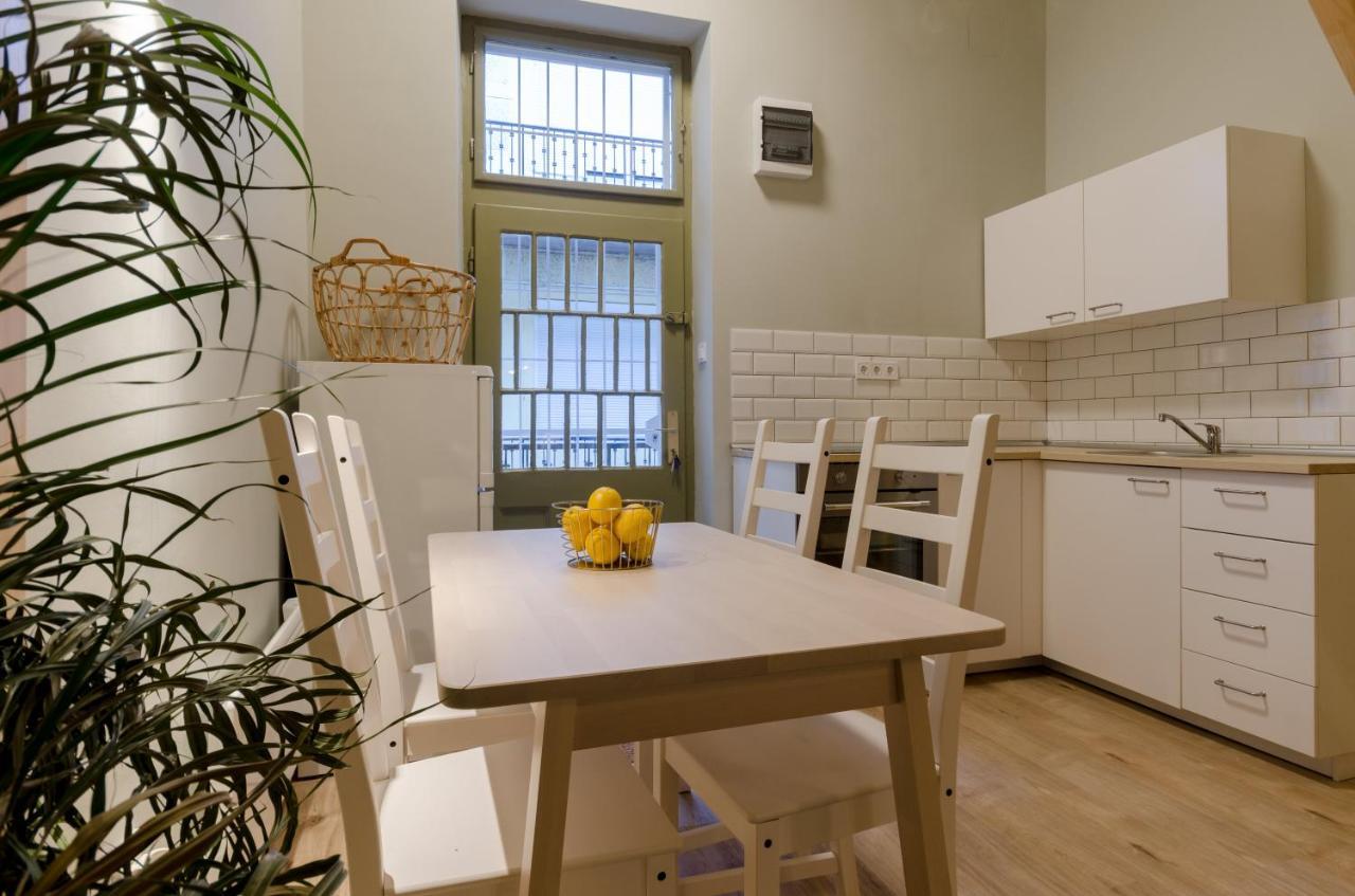 Apartamento Cosy In Party District Ak20s