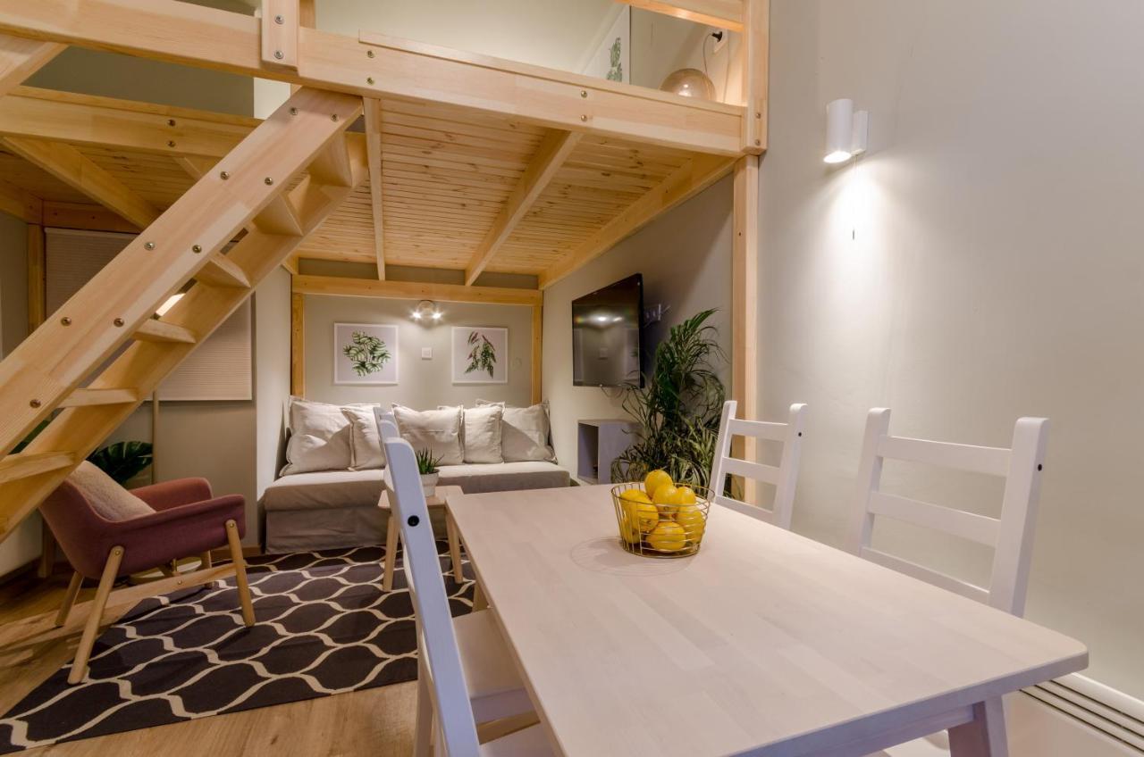 Cosy In Party District Ak20s Apartamento *
