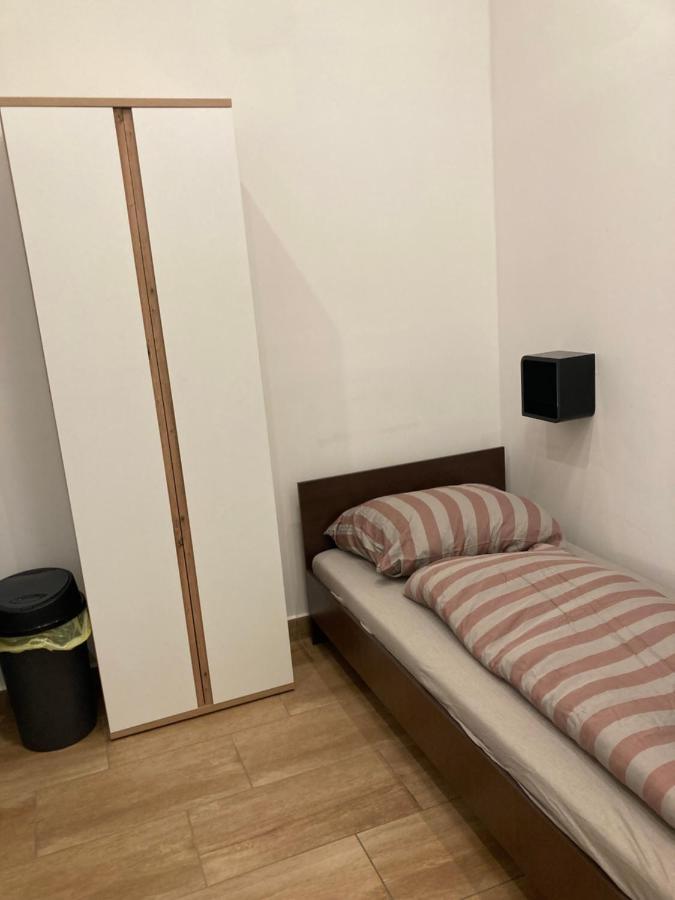 Roland Downtown - Keleti Apartman Budapest