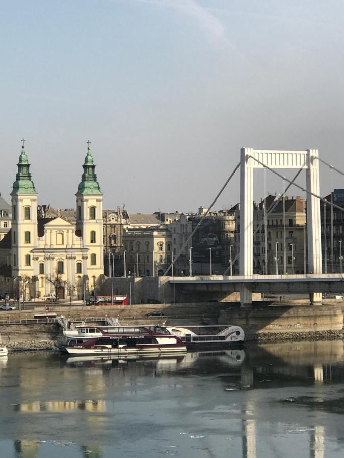 Schieszl 2 Budapest