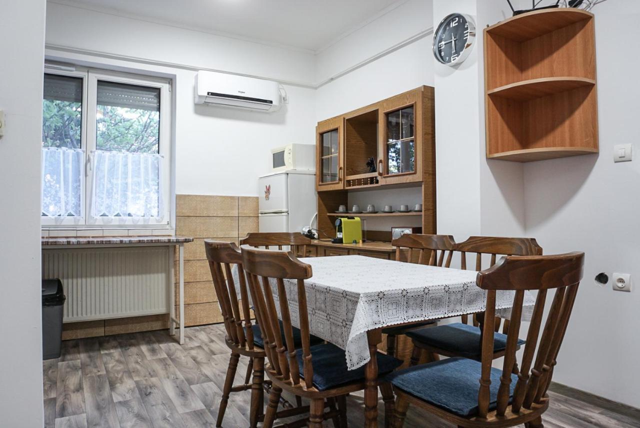 Apartment Spacious House In The Outskirts Of *