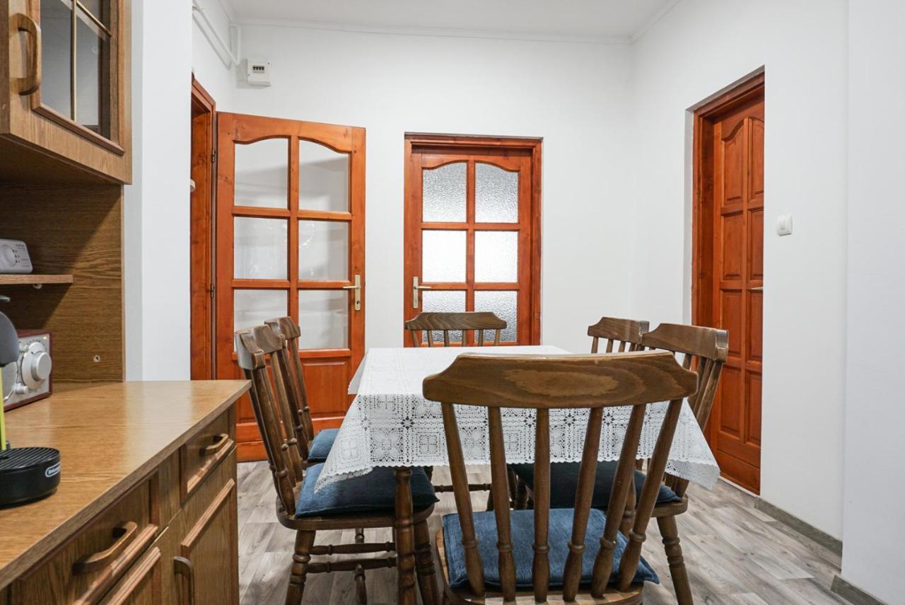 Apartment Spacious House In The Outskirts Of Budapest