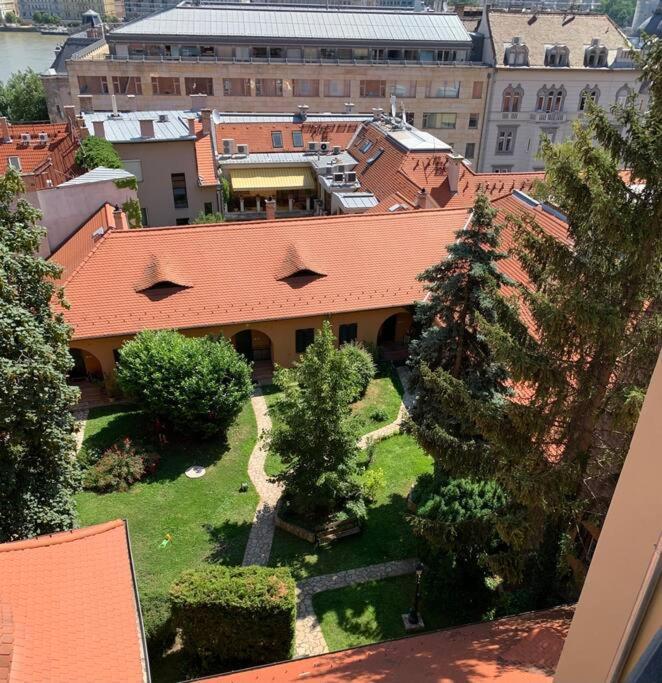 Classy Flat Next To Castle & View On Parliament * Budapest