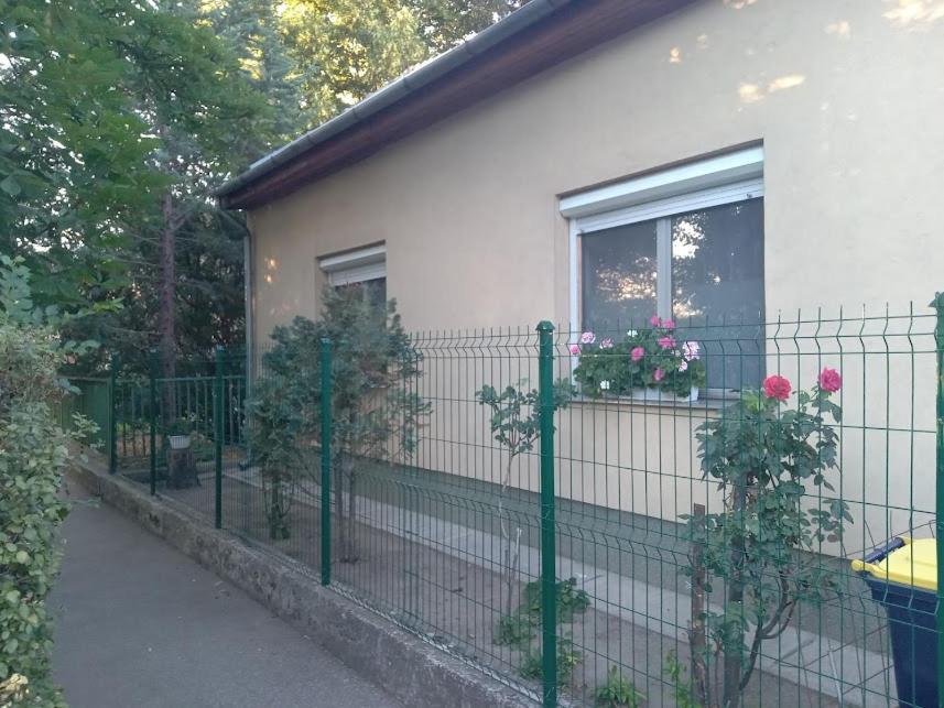 Apartment Spacious House In The Outskirts Of *
