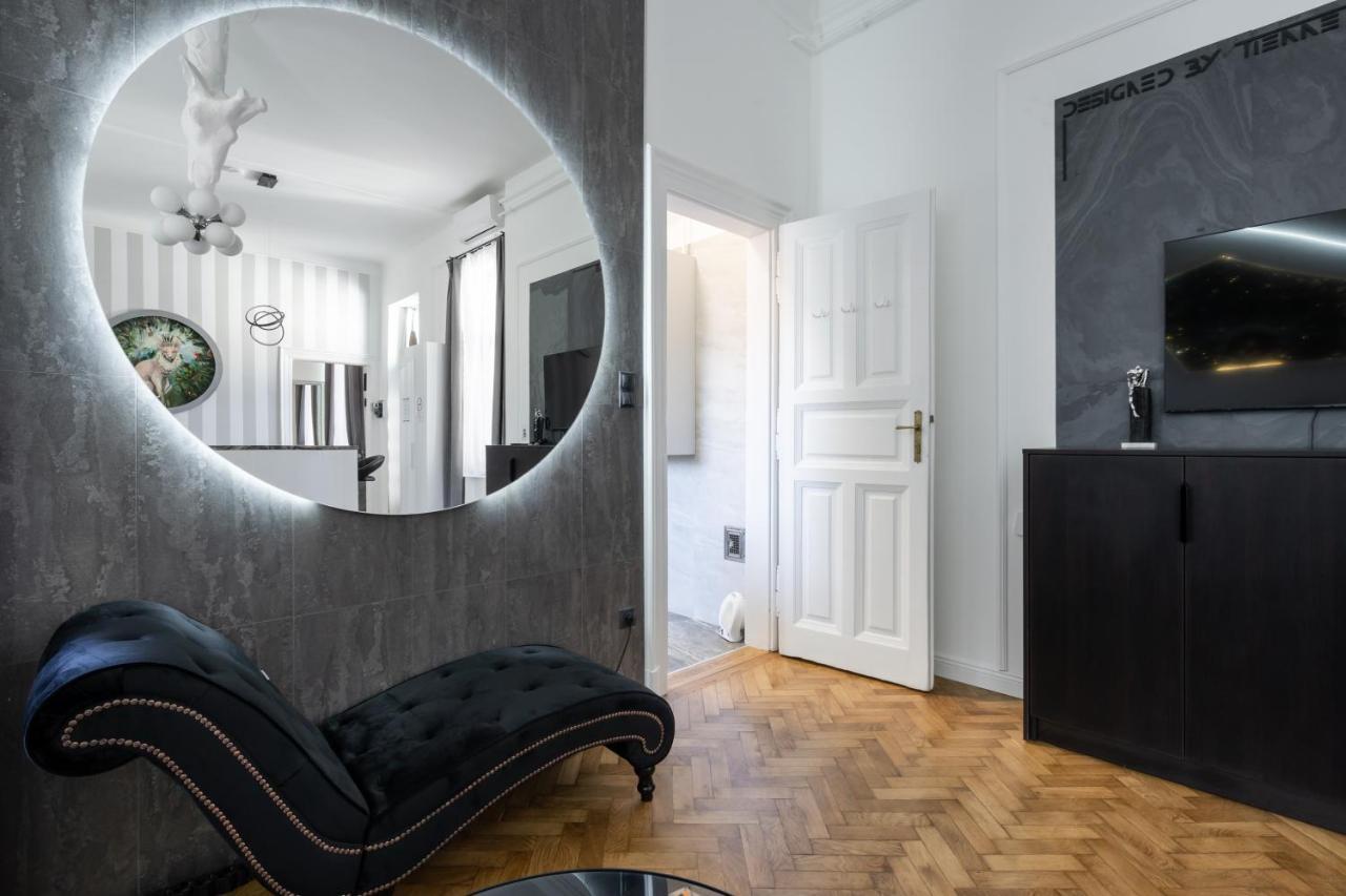 Apartment Galaxy Cube *
