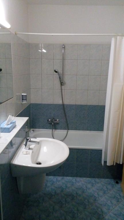 Burg Szálloda 3*