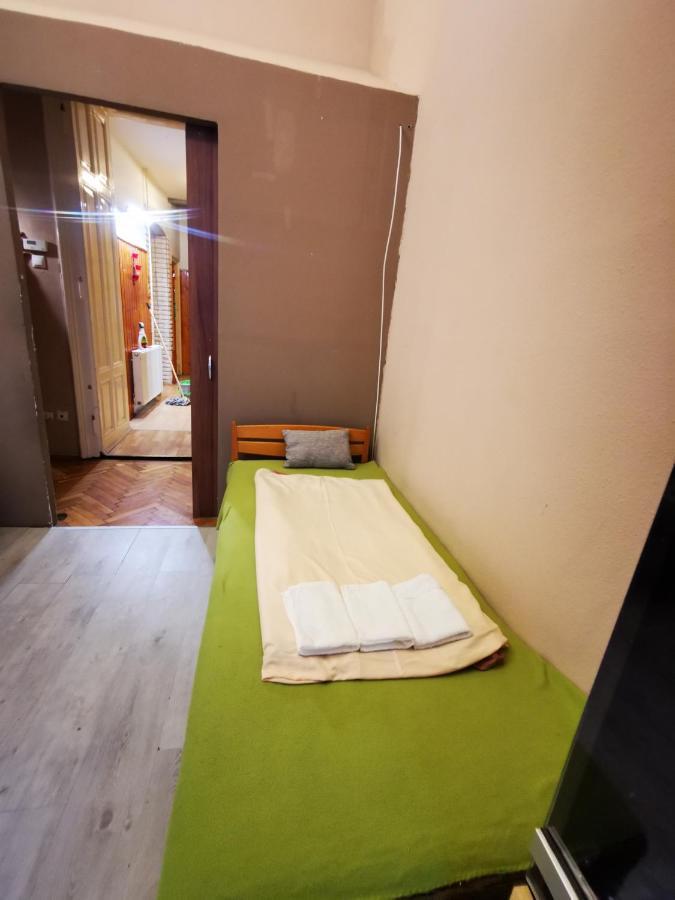Dob In The Party District Apartmán Budapešť