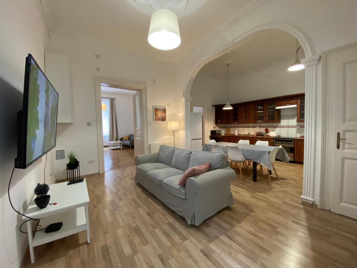 Appartement 3 Bedrooms- Quarter