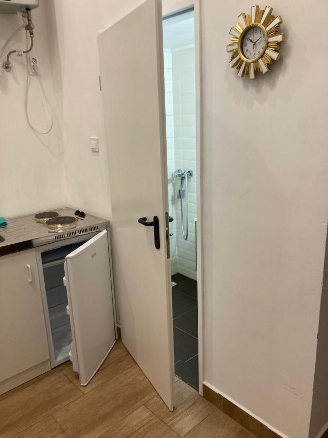 Roland Downtown - Keleti Apartman
