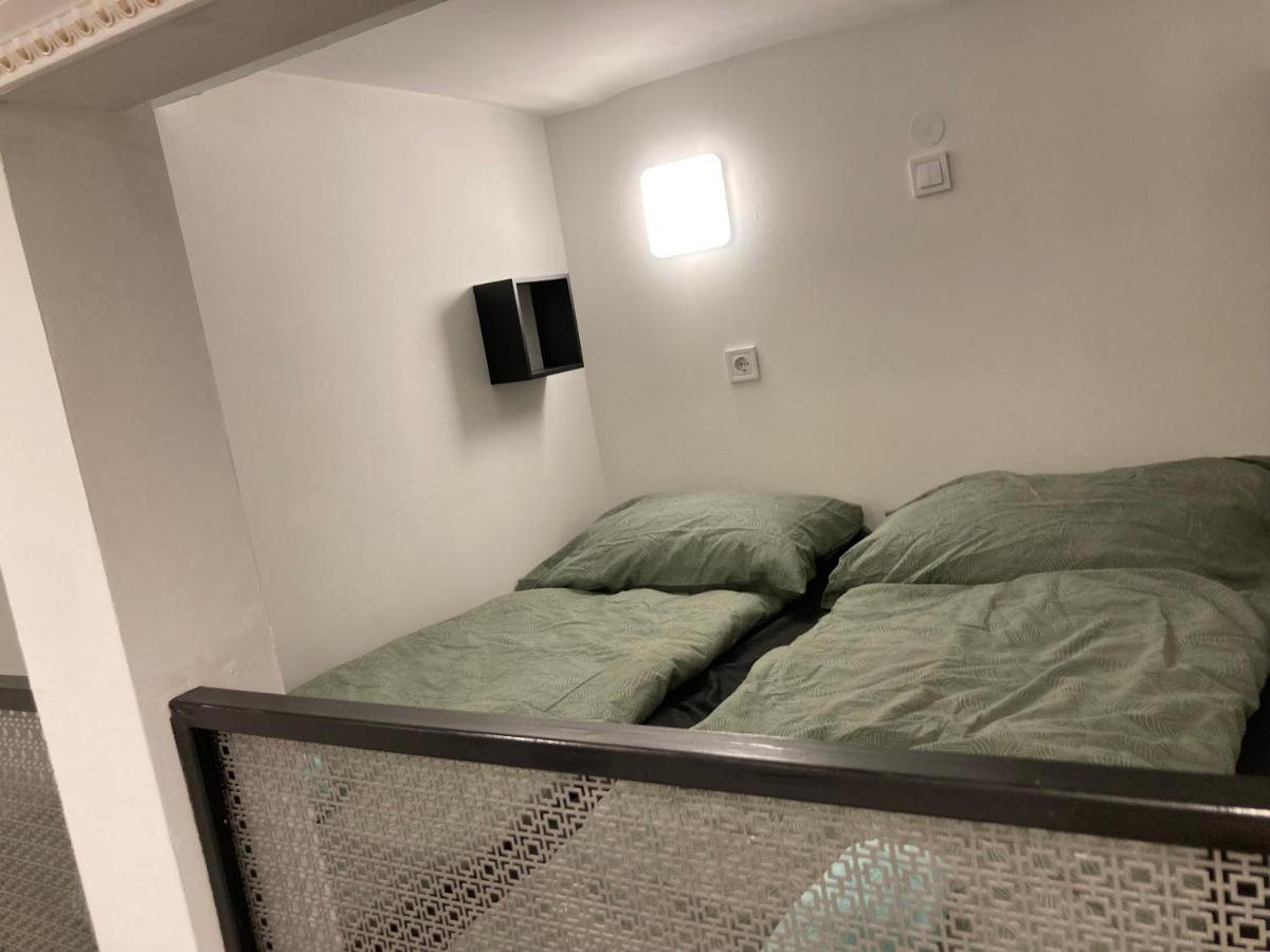 Roland Downtown - Keleti Apartman