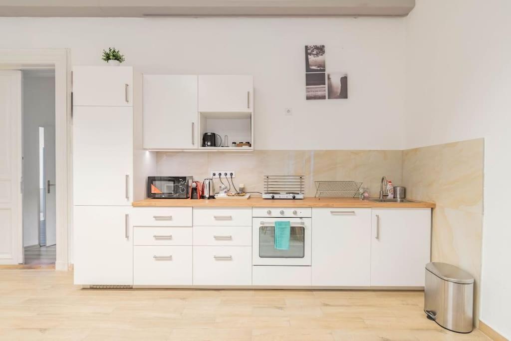 Queen Erzsebet Apartamento *