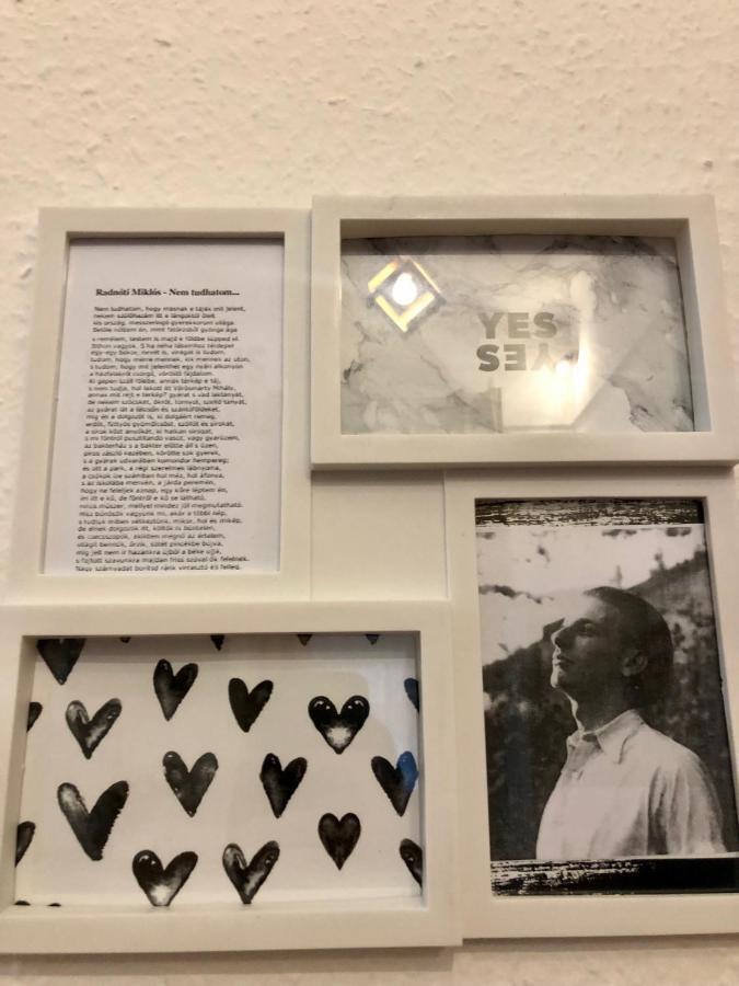 The Poet's Apartamento