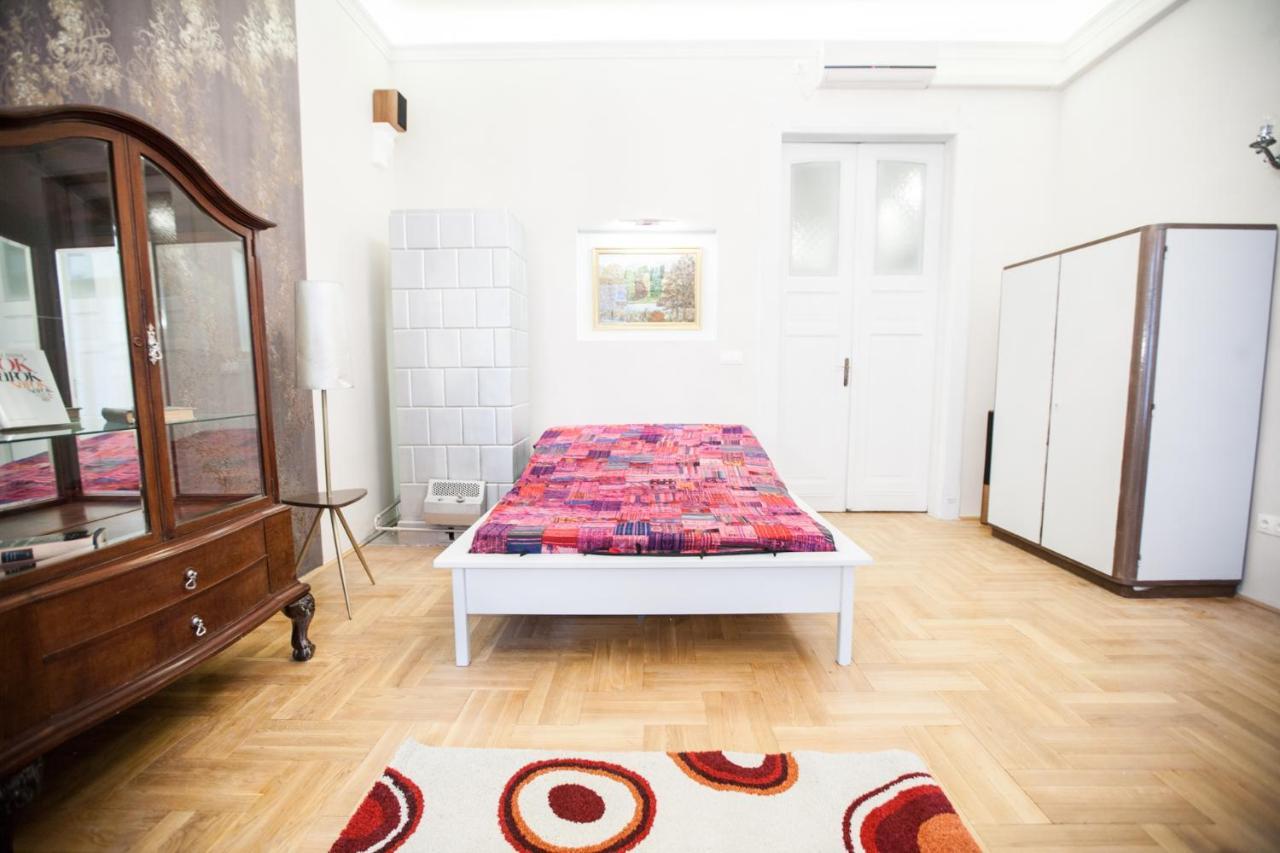 N40 By Small Lägenhet Budapest