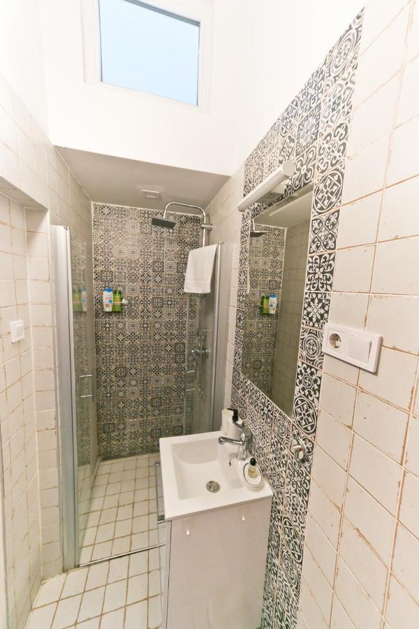 Dob Duplex * Budapest