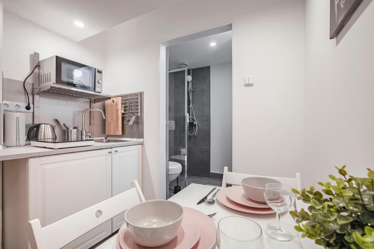 Apartment D'crown Residences *