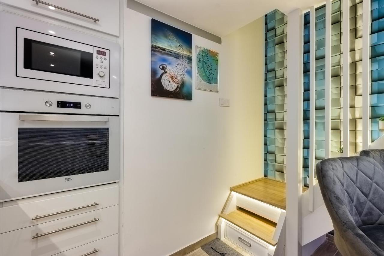 B2 Center, Dohany Street Apartmán