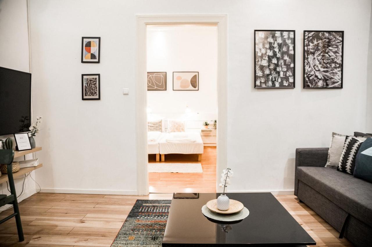 Lägenhet Stylish And Spacious ! Location Kazincy Netflix