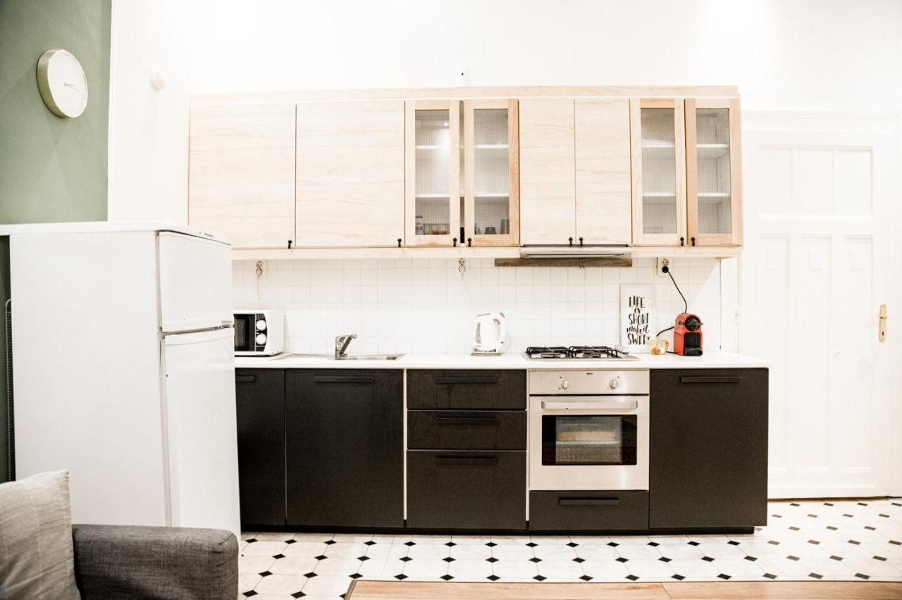 Lägenhet Stylish And Spacious ! Location Kazincy Netflix