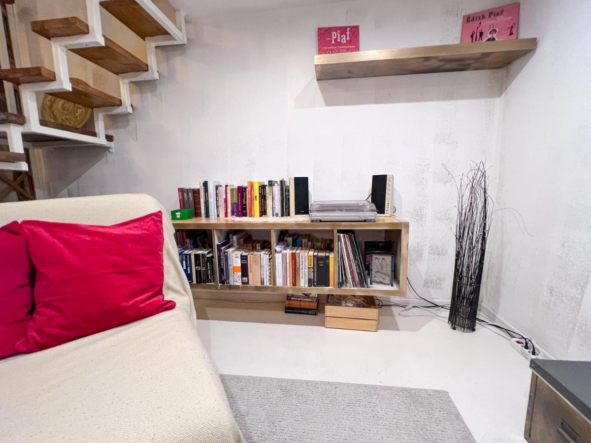 New Flower Garden Apartment