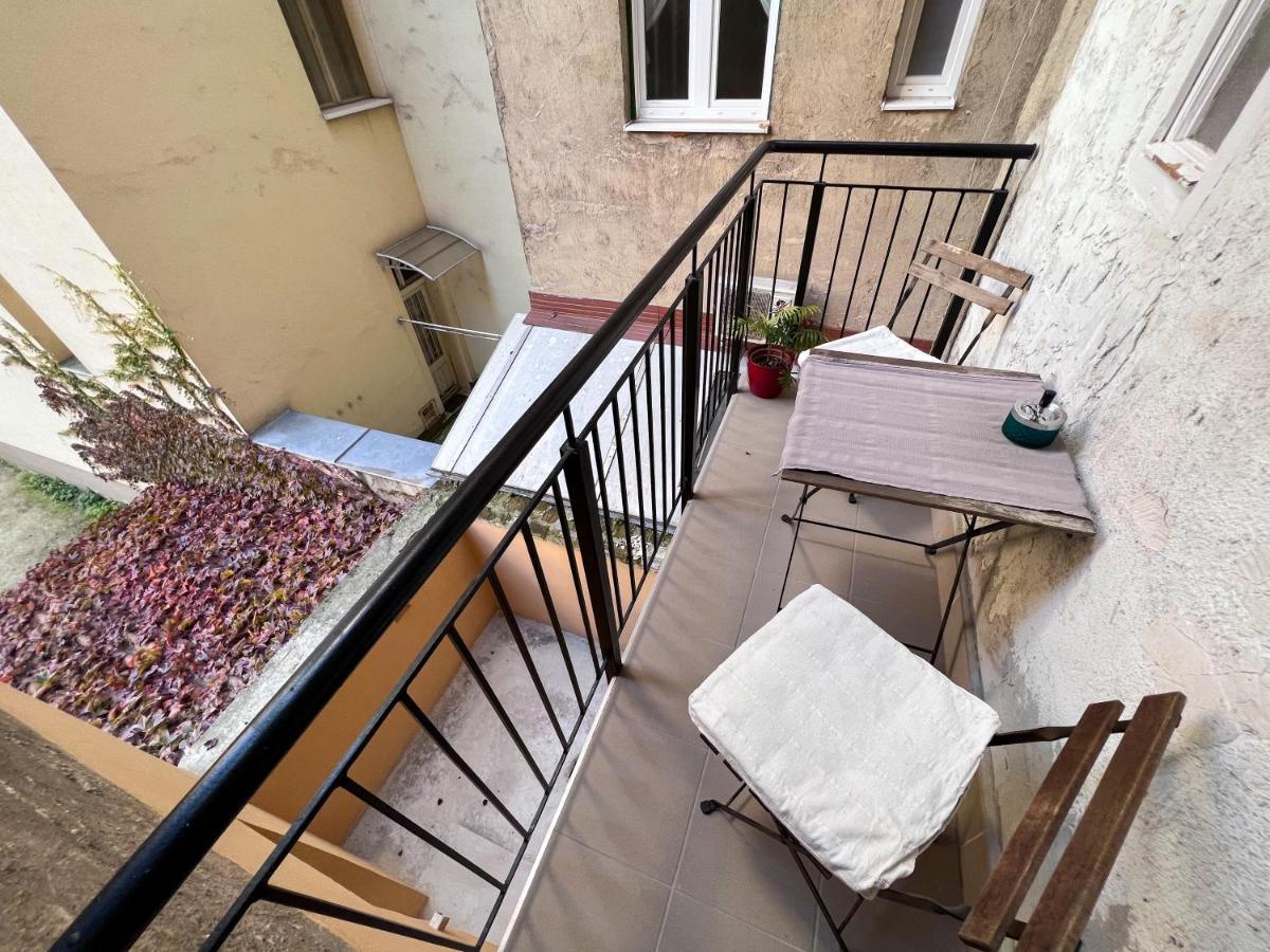 New Flower Garden Apartment Budapest