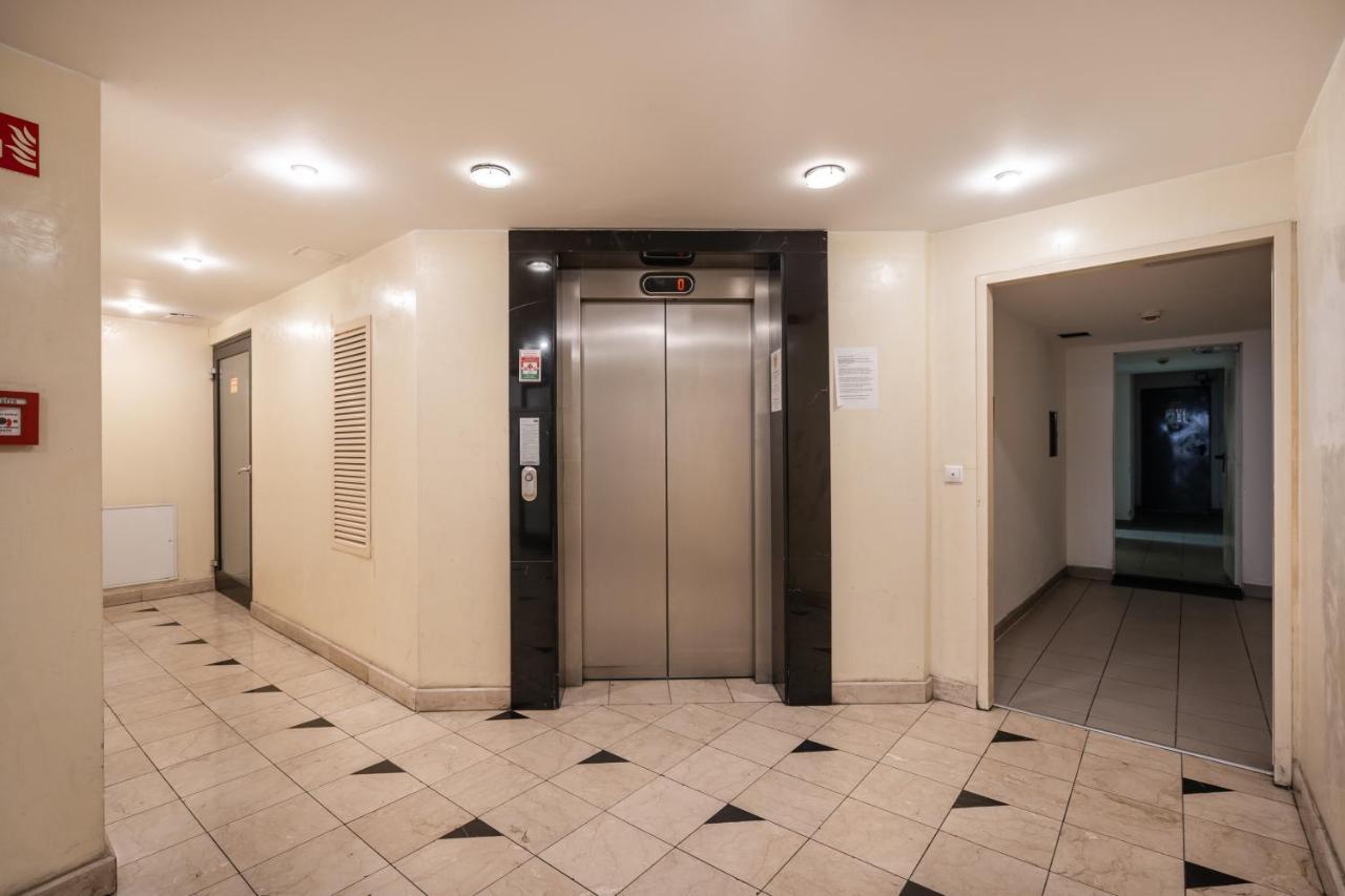King Care With A/c Apartamento *