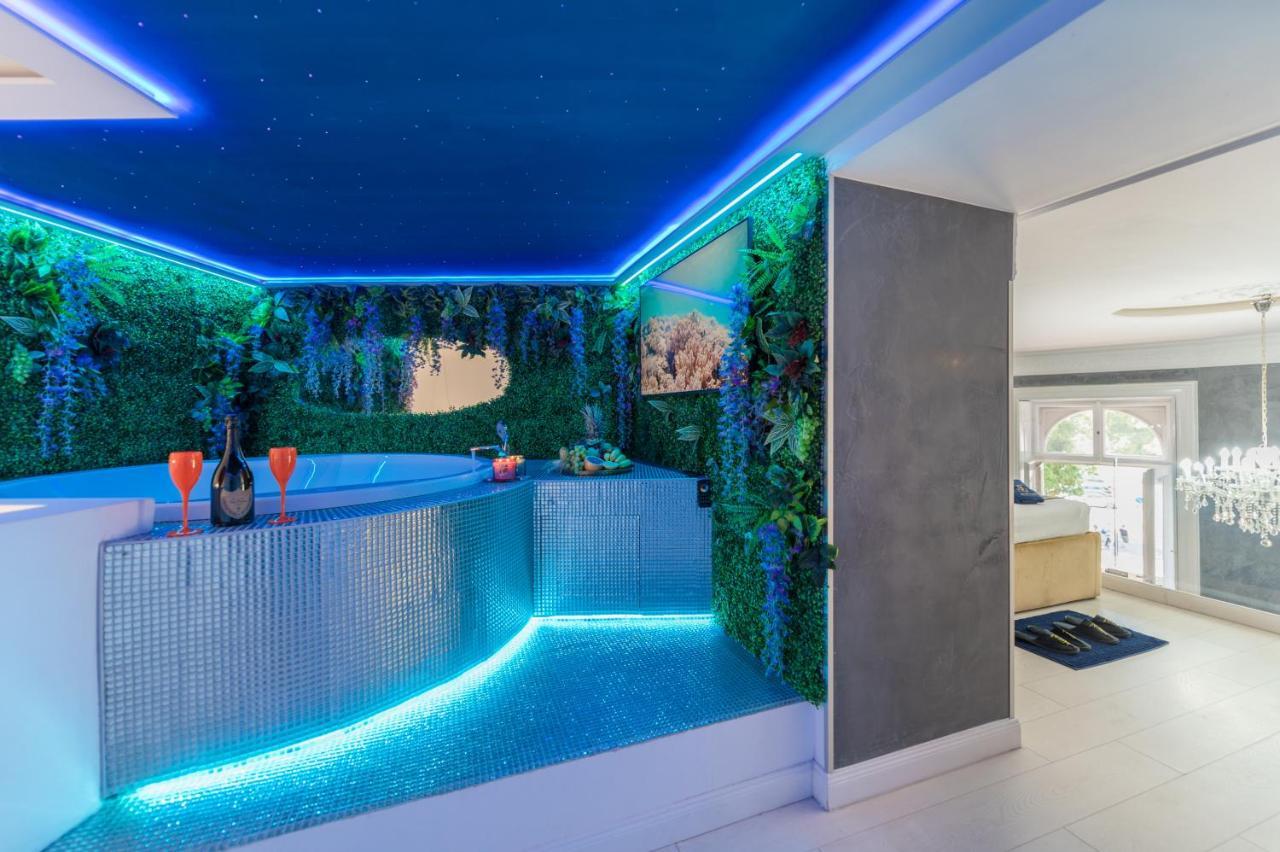Top Luxury Suites *