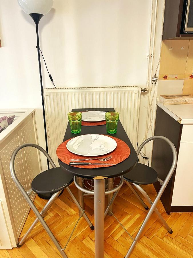 Apartment Elegancy Btwn Parliament/basilica/danube Budapest