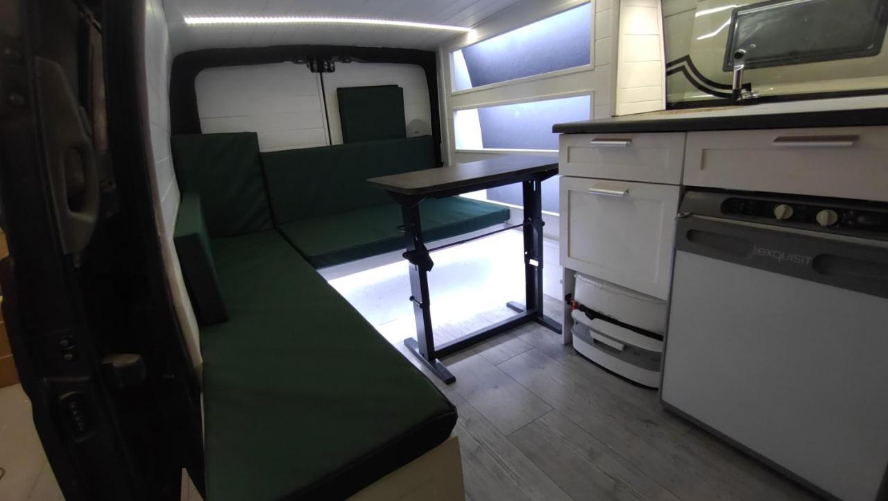 Campeggio Vip Caravan Motorhome - Lakoauto *