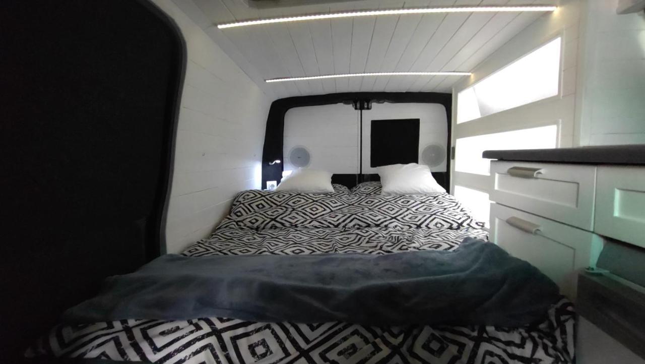Campeggio Vip Caravan Motorhome - Lakoauto Budapest