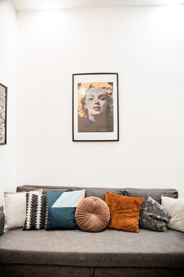 Stylish And Spacious ! Location Kazincy Netflix *