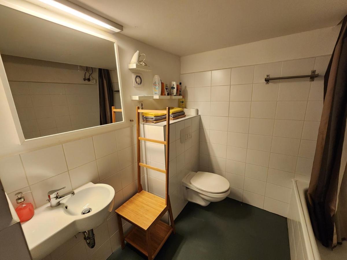 Apartment Stylish Art - Wifi & Great Location *
