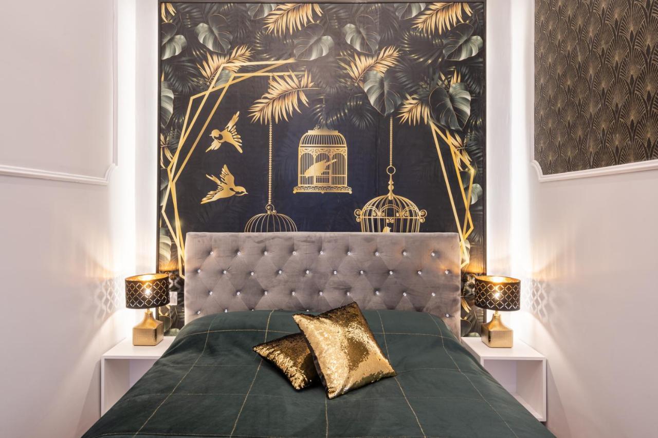 Premium Art Deco At Broadway // 4bdr & 3br Lägenhet *
