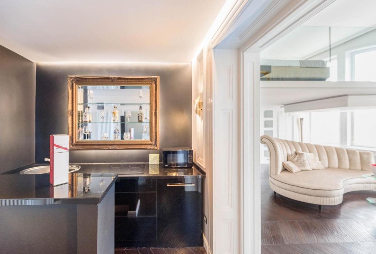 Apartment Jacuzzi Royal *