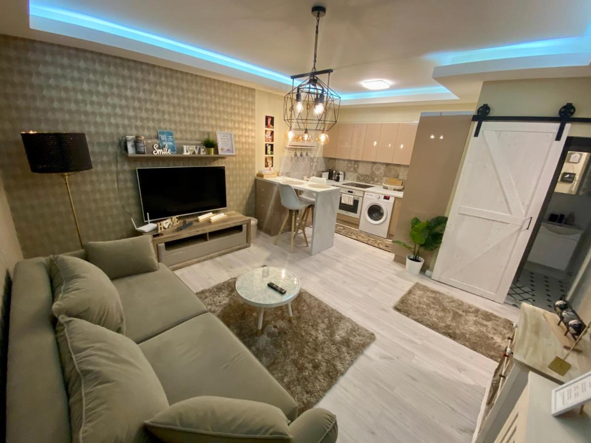 Paradise House *