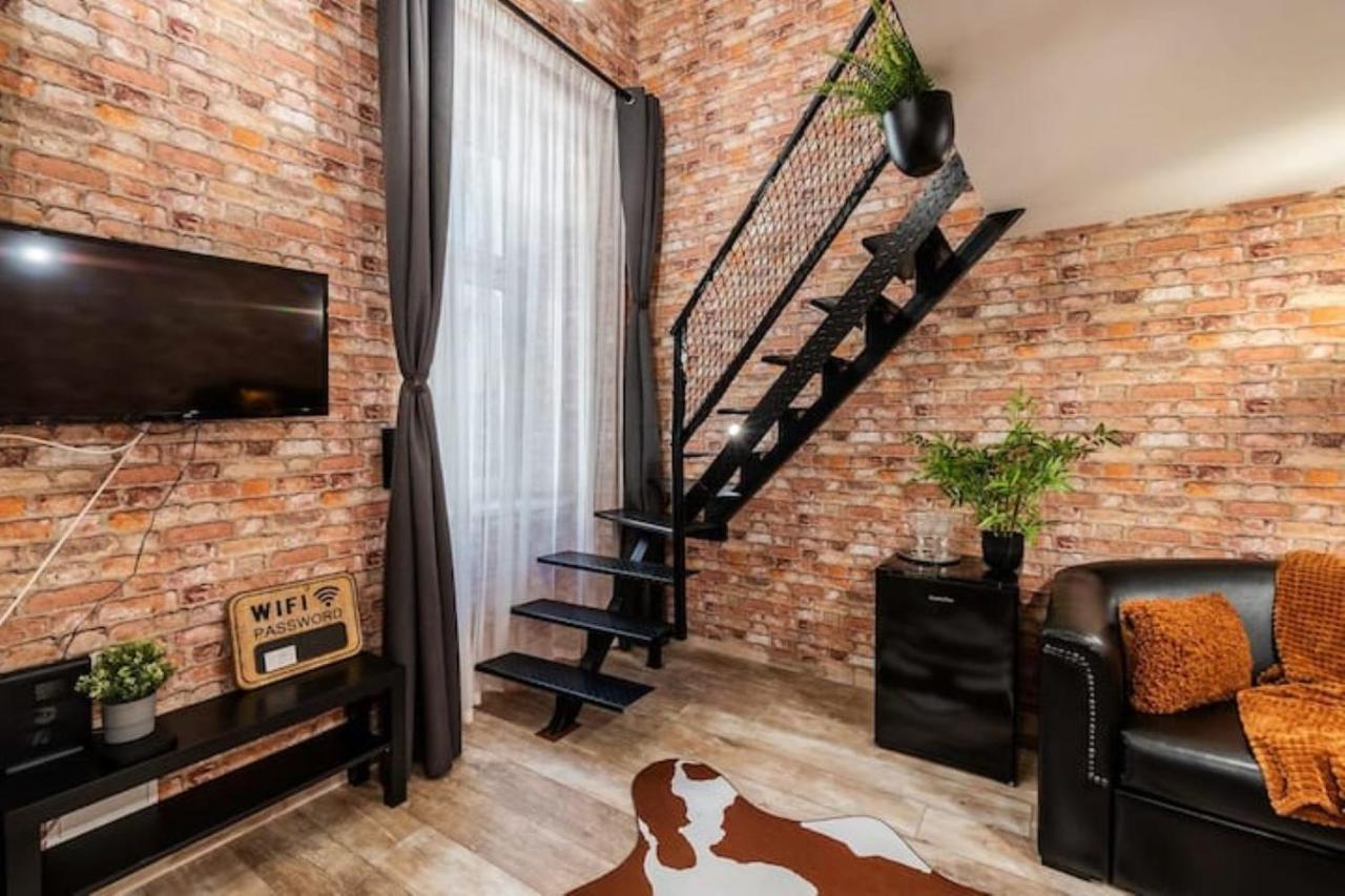 Very Stylish And Ac Appartamento Budapest