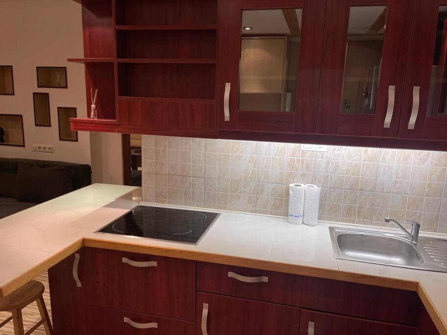 Pera Apartmant *