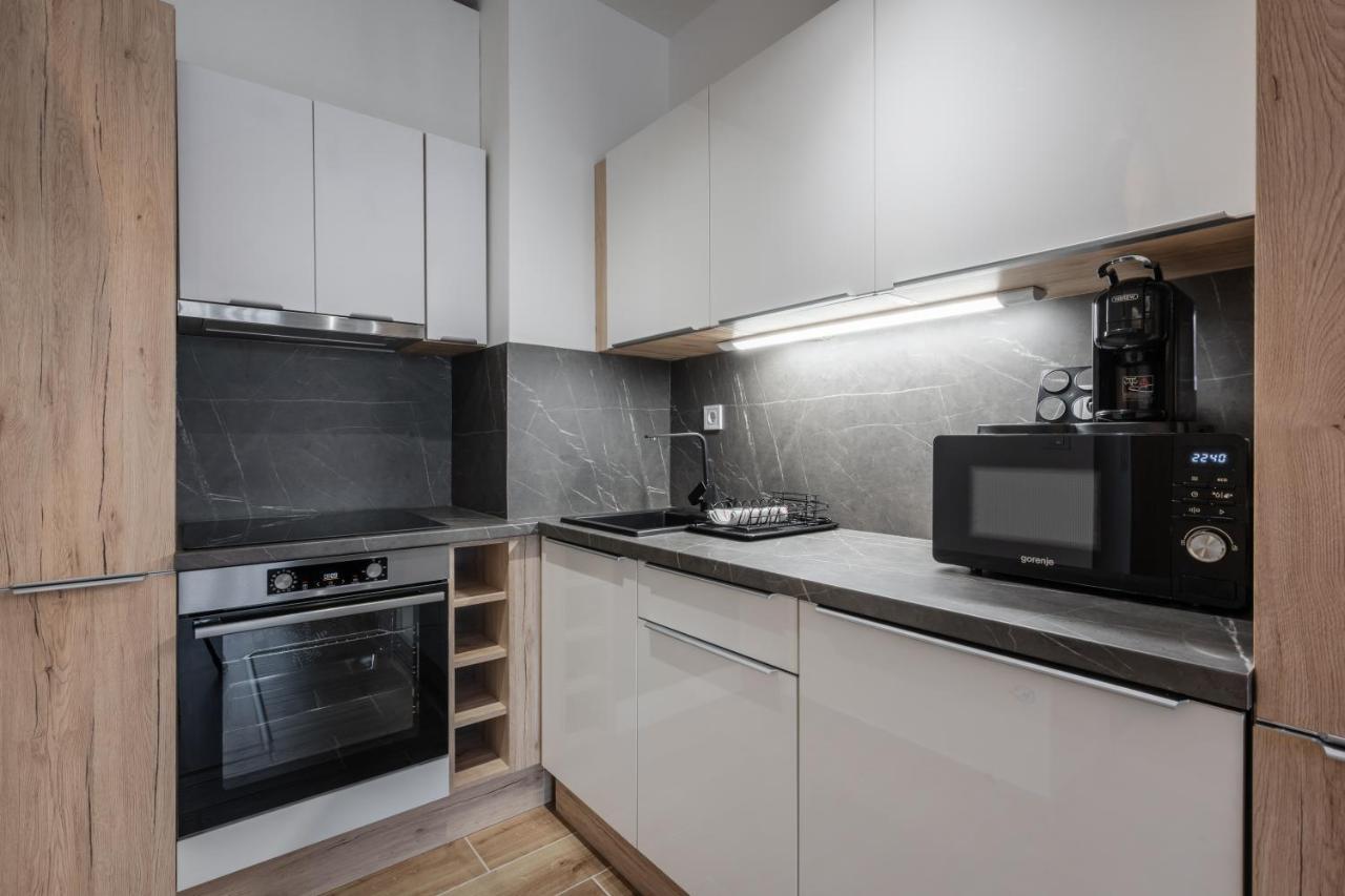Westside River Appartement *