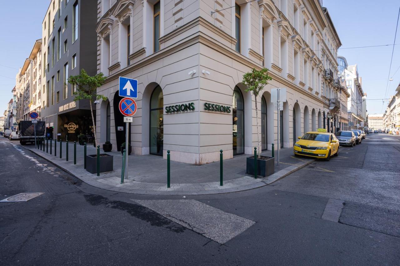 Premium Art Deco At Broadway // 4bdr & 3br Appartement