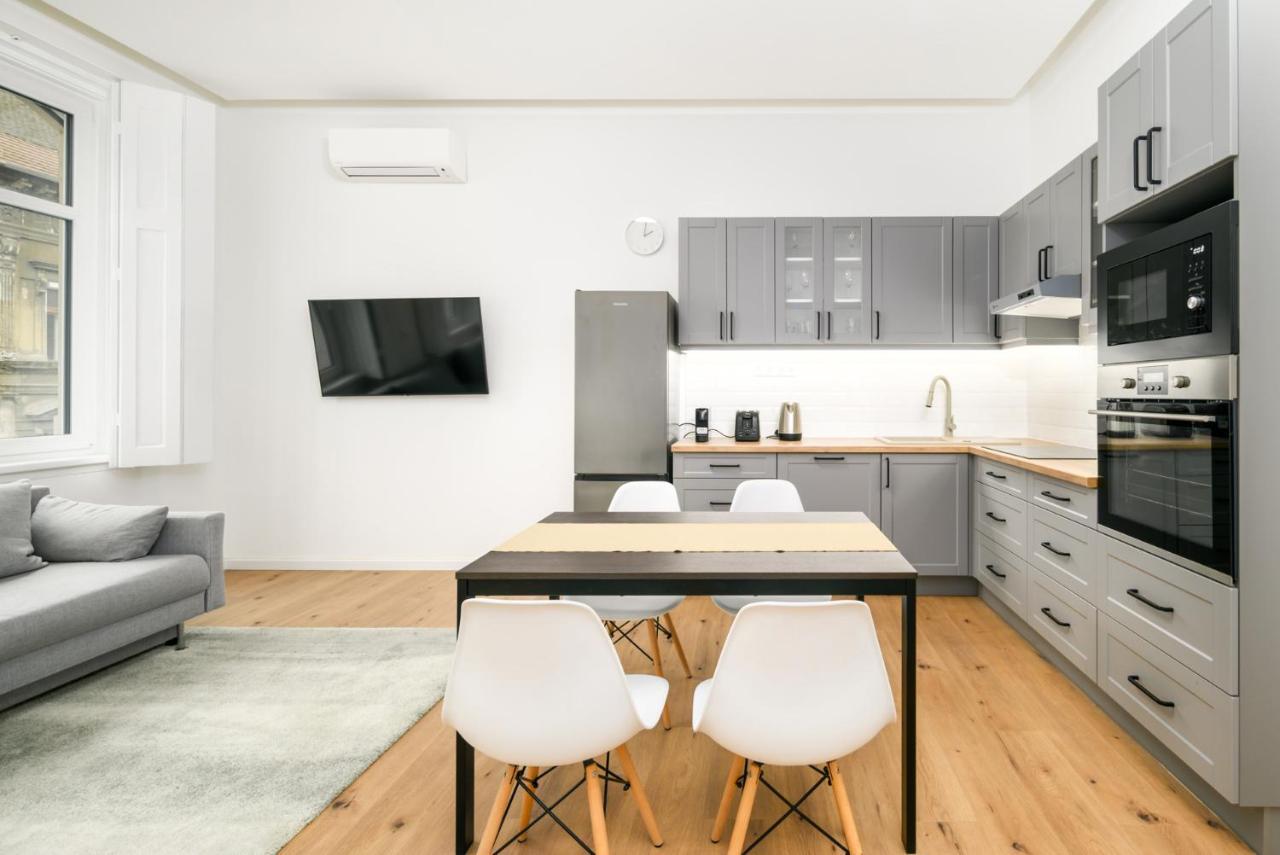 Modern Penthouse In A Century Old Building