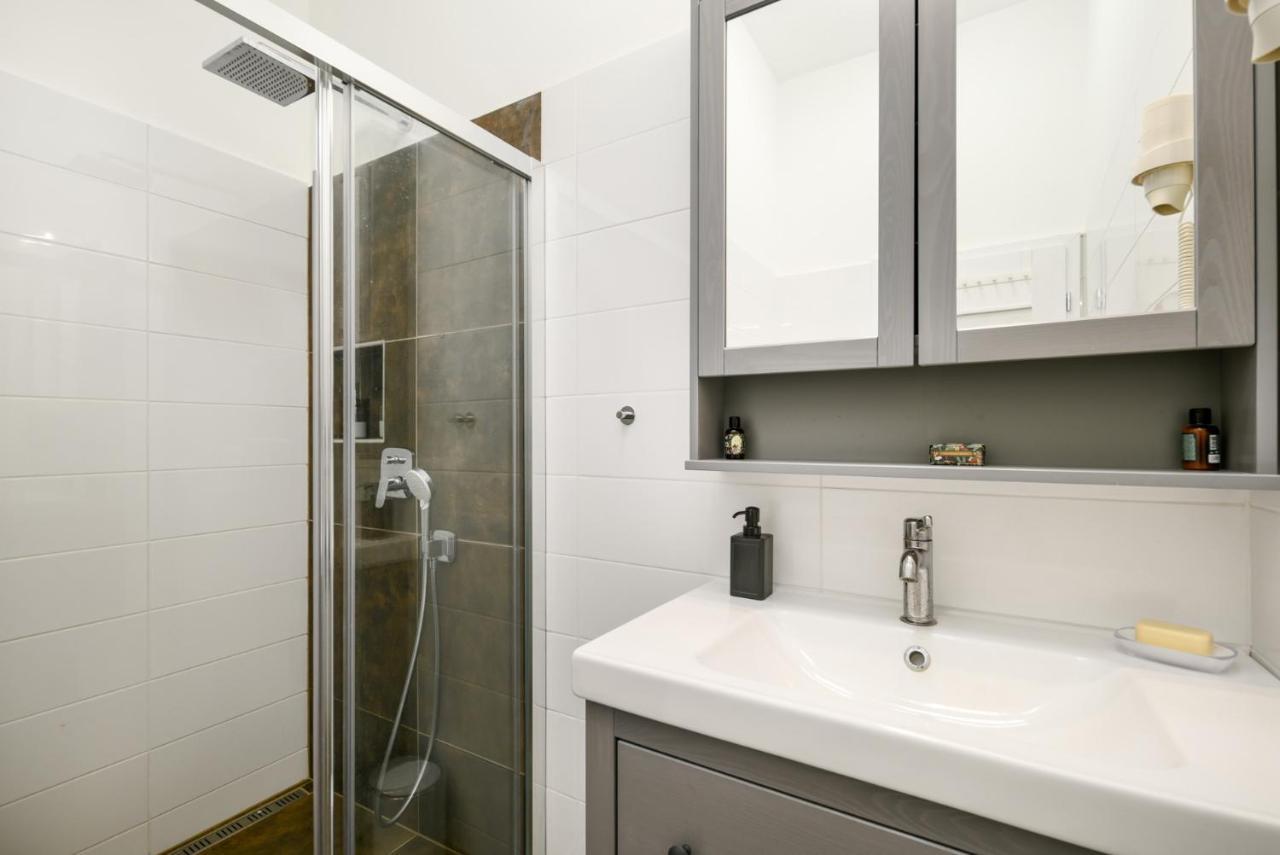 Apartmán Modern Penthouse In A Century Old Building