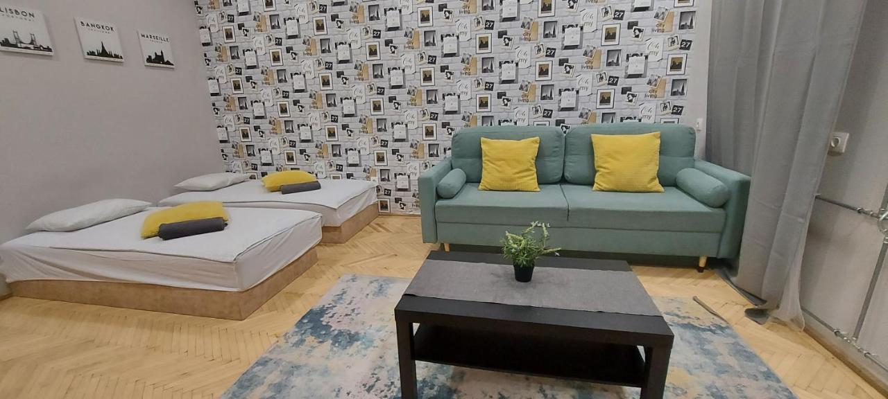 Apartament 4 In The Party District