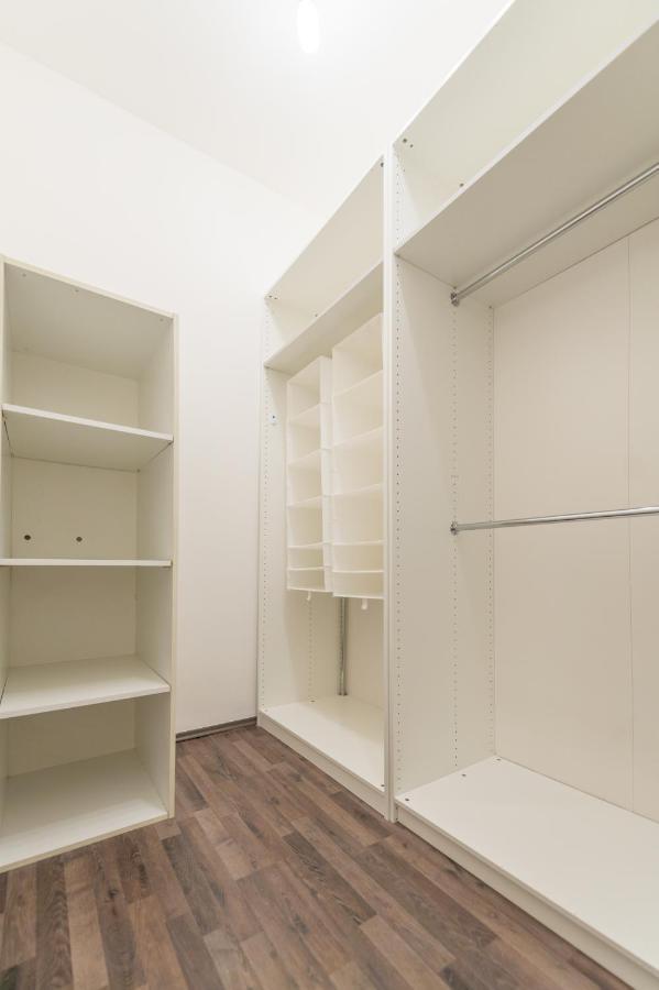 Apartman Downtown Gem Aircond Close To Heroes' Square