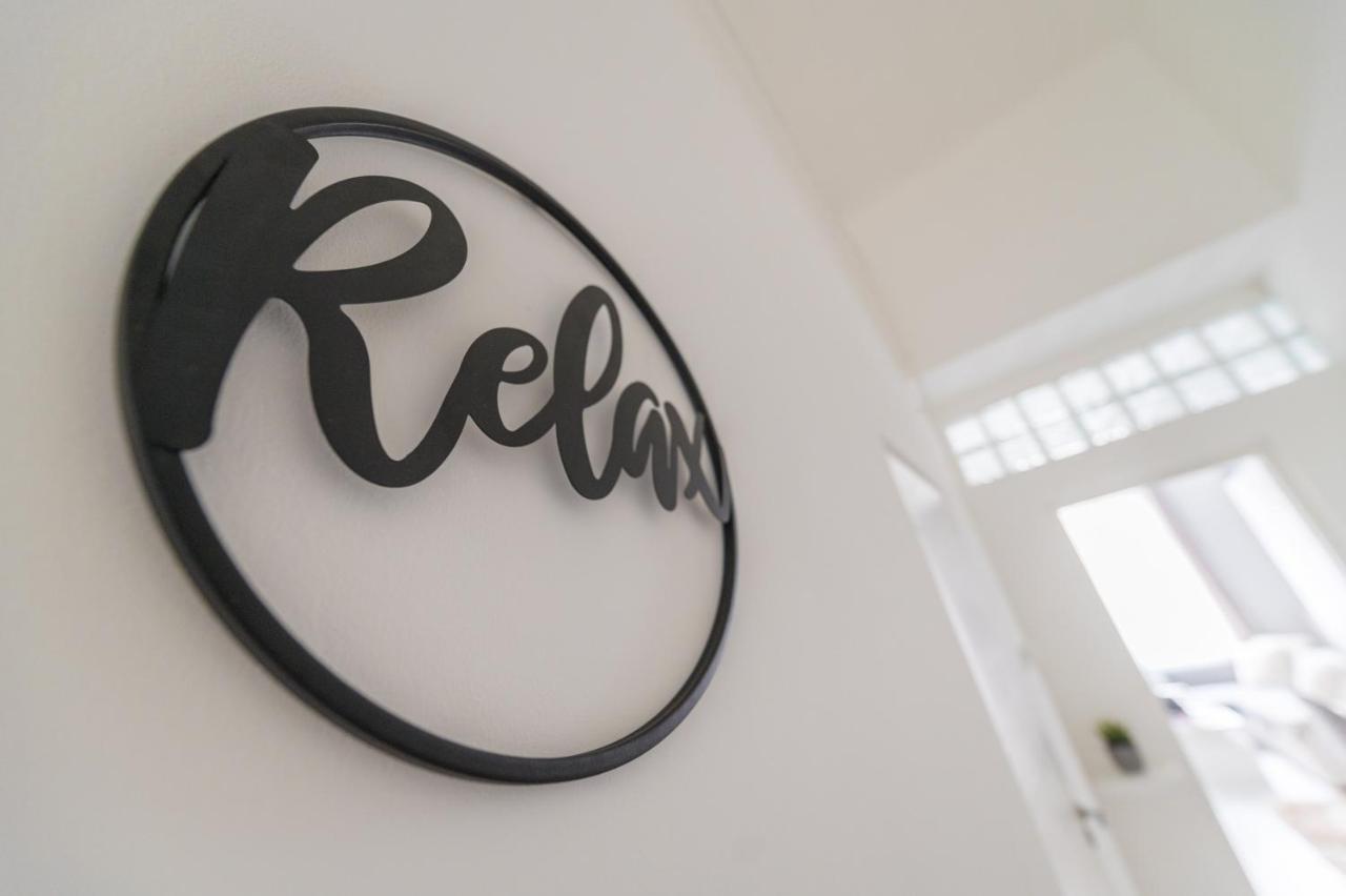 Apartman Downtown Gem Aircond Close To Heroes' Square