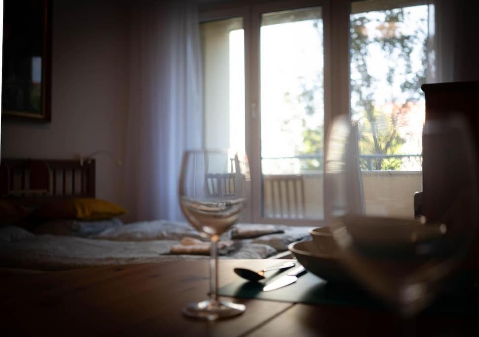 Free Parking Orange Apart. - 2ppl, Smarttv, Wifi+