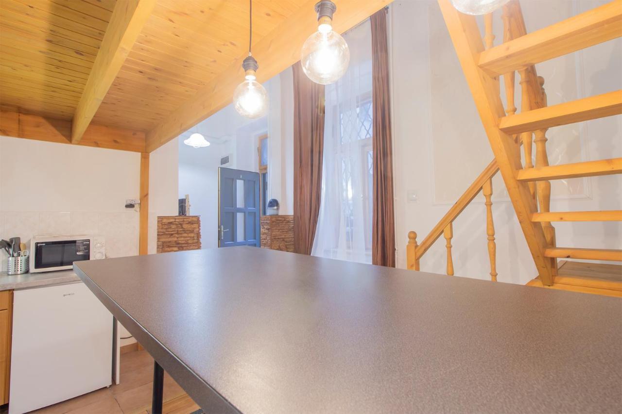 Weiner Cozy Apartament *