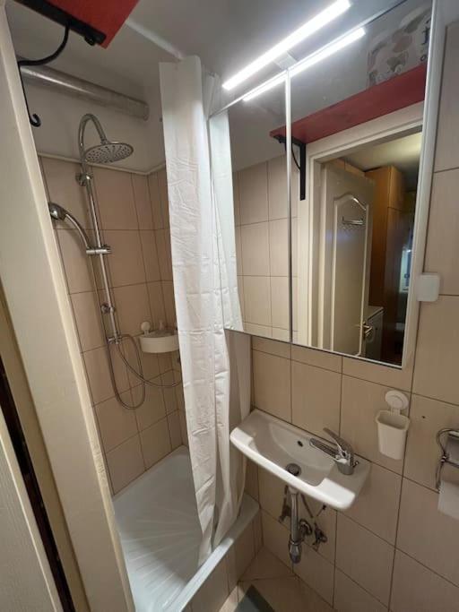 Tiny Private In Central Buda. *