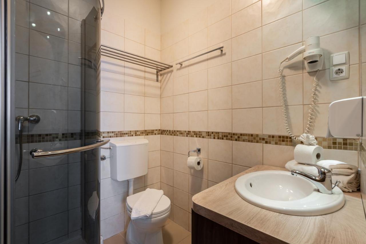 Szálloda Elit Boutique Rooms- Location by bqa