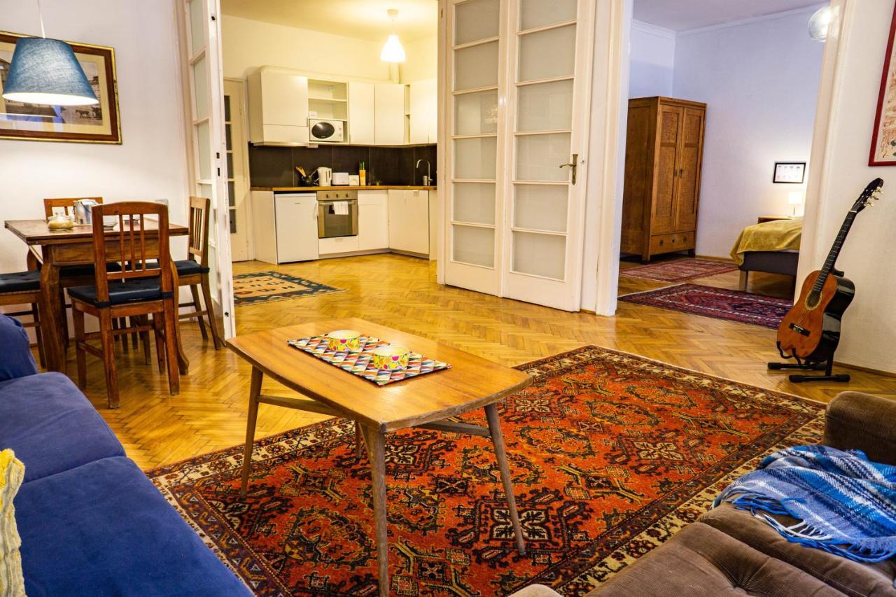 Apartament Bond & Sue *