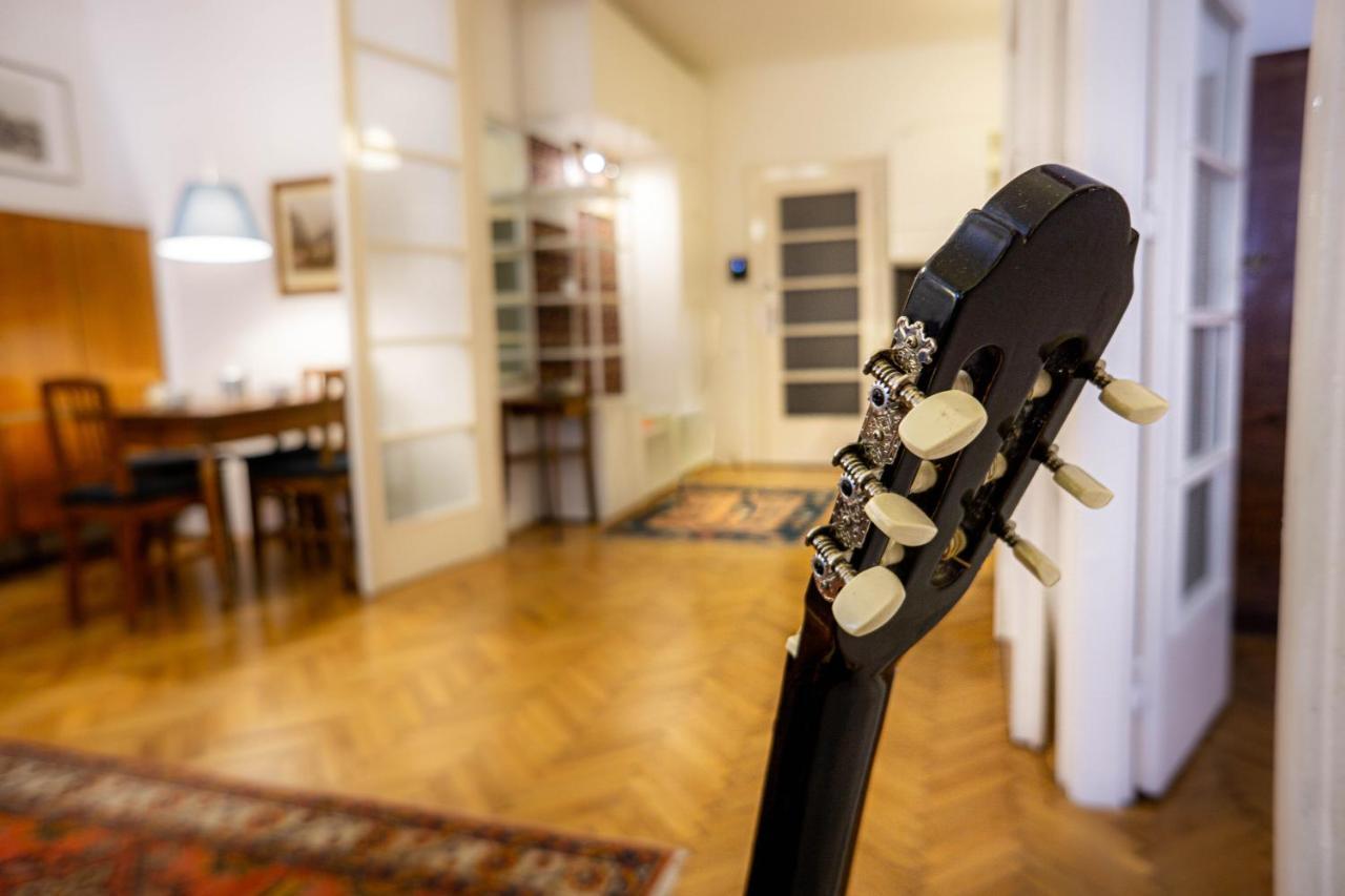Apartament Bond & Sue *